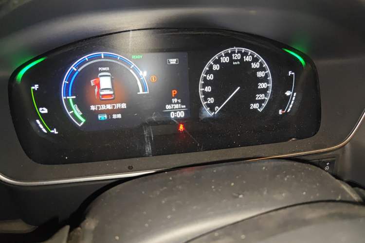 Used Honda Odyssey 2024 2.0L eHEV Sharp & Enjoy Edition Odometer Close Up
