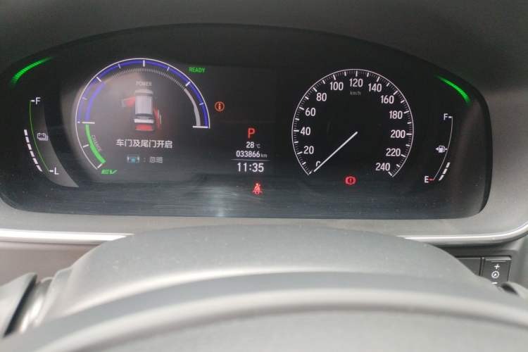 Used Honda Odyssey 2024 2.0L eHEV Sharp & Enjoy Edition Odometer Close Up