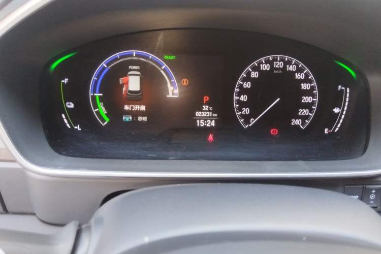 Used Honda Odyssey 2024 2.0L eHEV Sharp & Enjoy Edition Odometer Close Up