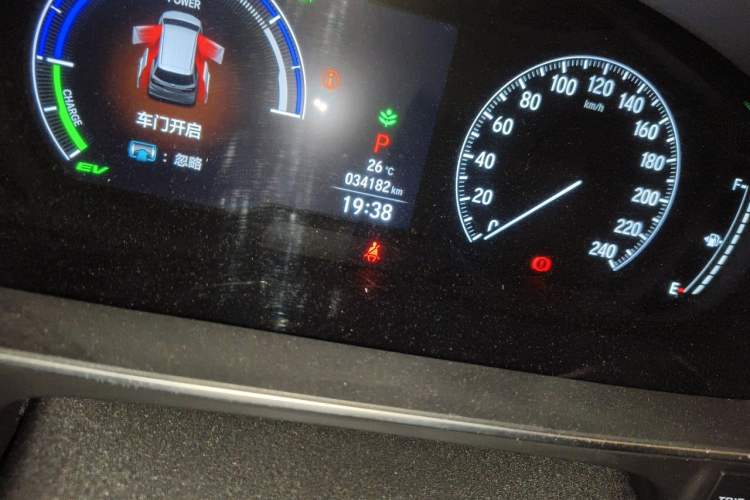 Used Honda Odyssey 2024 2.0L eHEV Sharp & Enjoy Edition Odometer Close Up