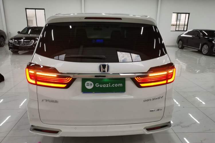 Used Honda Odyssey 2024 2.0L eHEV Sharp & Enjoy Edition Rear