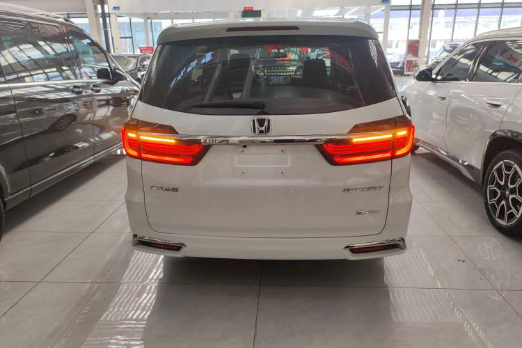 Used Honda Odyssey 2024 2.0L eHEV Sharp & Enjoy Edition Rear