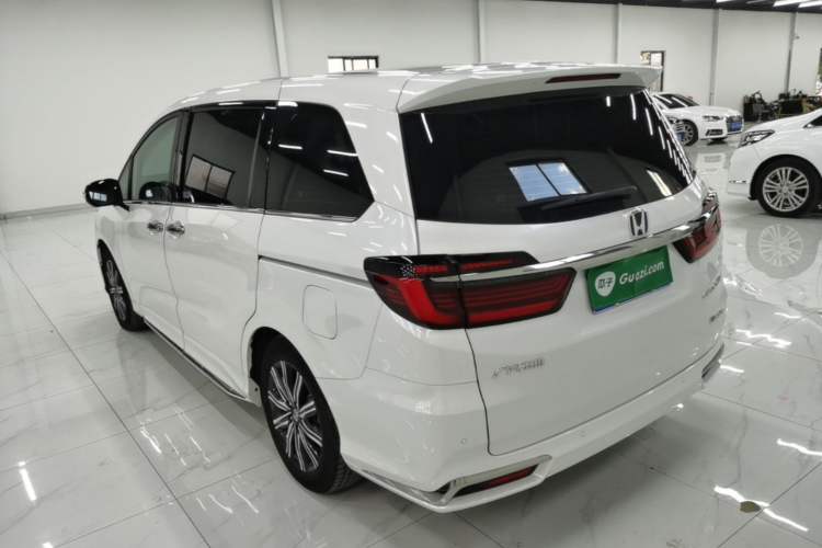 Used Honda Odyssey 2024 2.0L eHEV Sharp & Enjoy Edition Rear Left 45 Deg