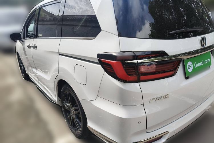 Used Honda Odyssey 2024 2.0L eHEV Sharp·Luxury Edition Rear Left 45 Deg