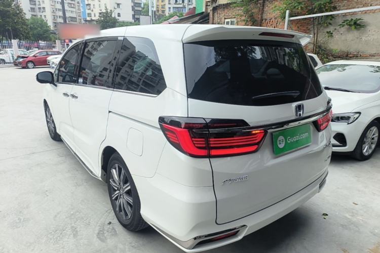 Used Honda Odyssey 2024 2.0L eHEV Sharp & Enjoy Edition Rear Left 45 Deg