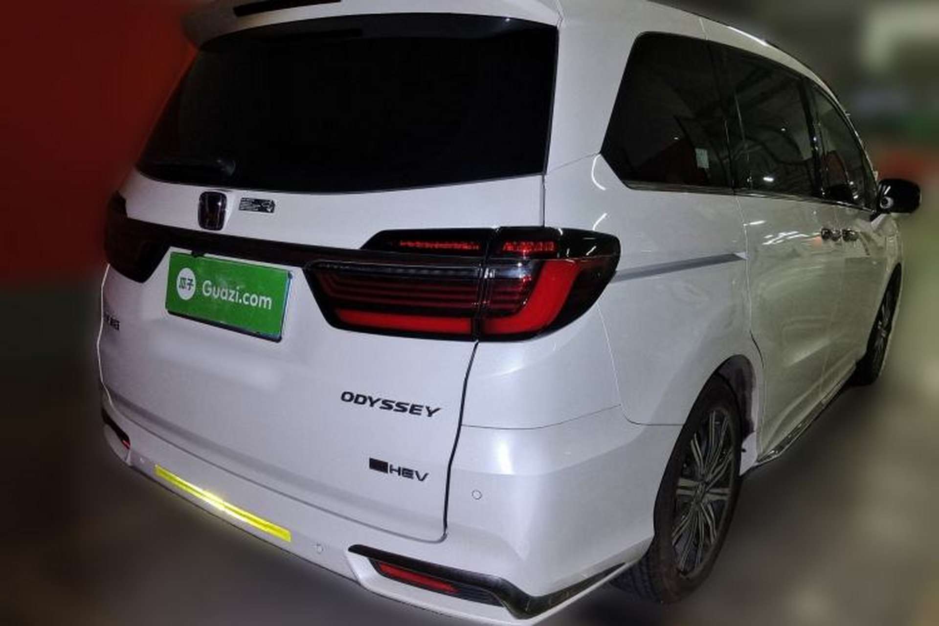 Used Honda Odyssey 2024 2.0L eHEV Sharp & Smart Edition Rear Right 45 Deg