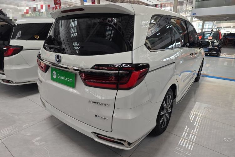 Used Honda Odyssey 2024 2.0L eHEV Sharp & Enjoy Edition Rear Right 45 Deg