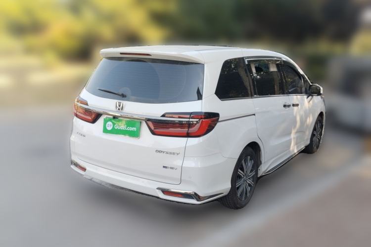 Used Honda Odyssey 2024 2.0L eHEV Sharp & Enjoy Edition Rear Right 45 Deg