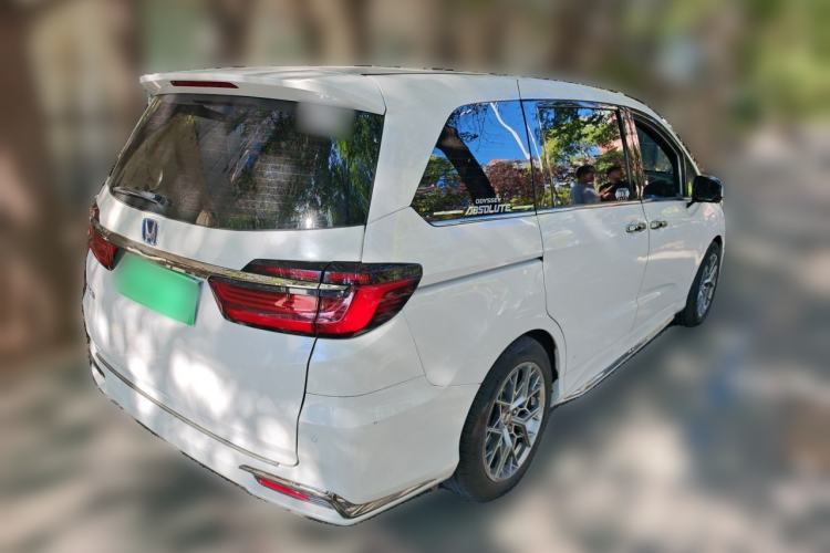 Used Honda Odyssey 2024 2.0L eHEV Sharp & Enjoy Edition Rear Right 45 Deg