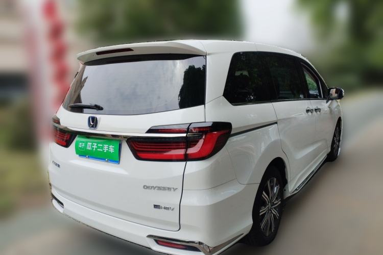 Used Honda Odyssey 2024 2.0L eHEV Sharp & Enjoy Edition Rear Right 45 Deg