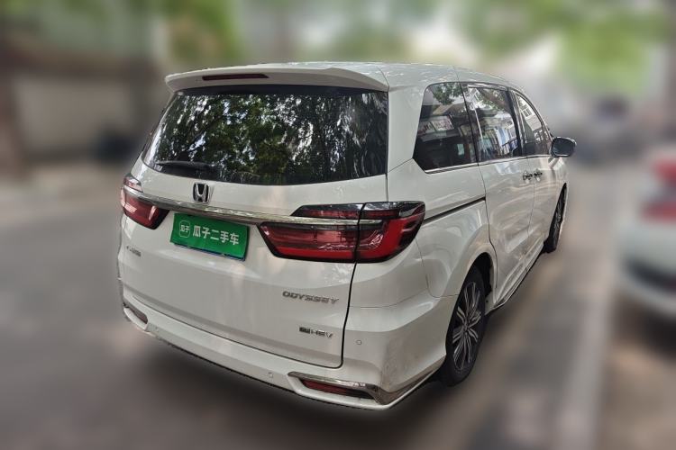 Used Honda Odyssey 2024 2.0L eHEV Sharp·Leading Edition Rear Right 45 Deg