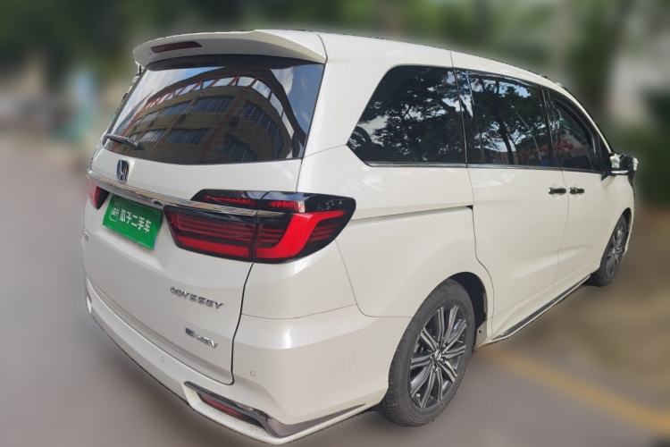 Used Honda Odyssey 2024 2.0L eHEV Sharp & Enjoy Edition Rear Right 45 Deg