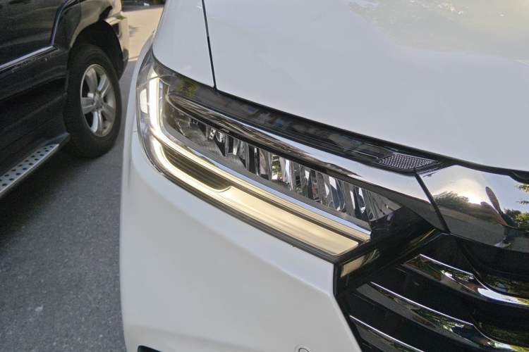 Used Honda Odyssey 2024 2.0L eHEV Sharp·Luxury Edition Right Front Headlight