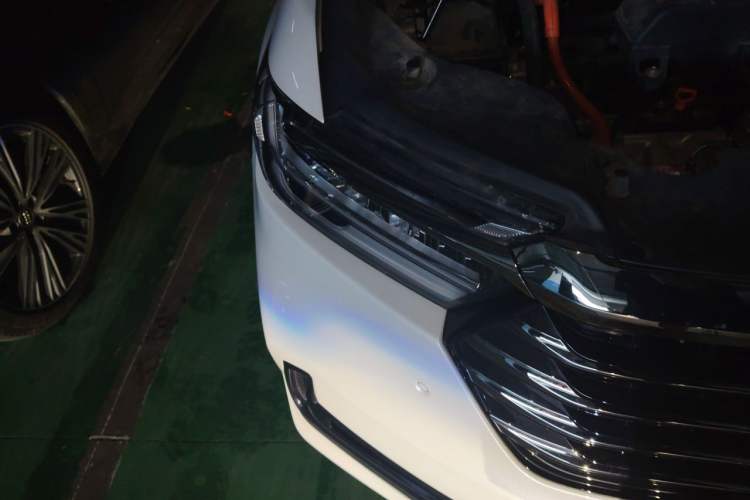 Used Honda Odyssey 2024 2.0L eHEV Sharp·Luxury Edition Right Front Headlight
