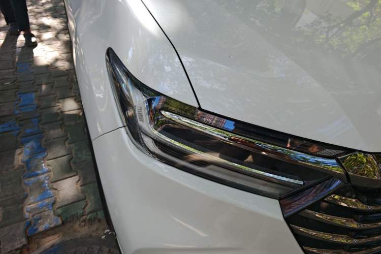 Used Honda Odyssey 2024 2.0L eHEV Sharp & Enjoy Edition Right Front Headlight