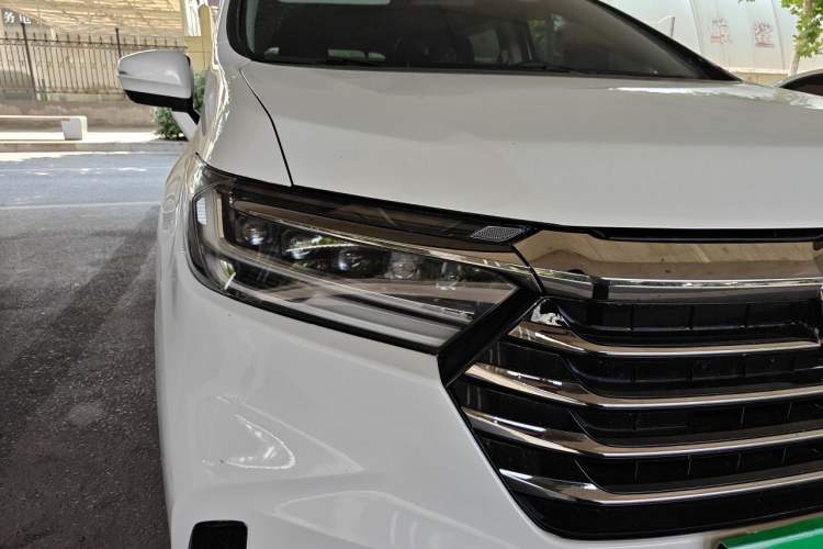 Used Honda Odyssey 2024 2.0L eHEV Sharp & Enjoy Edition Right Front Headlight