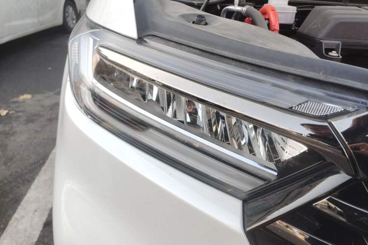 Used Honda Odyssey 2024 2.0L eHEV Sharp & Smart Edition Right Front Headlight