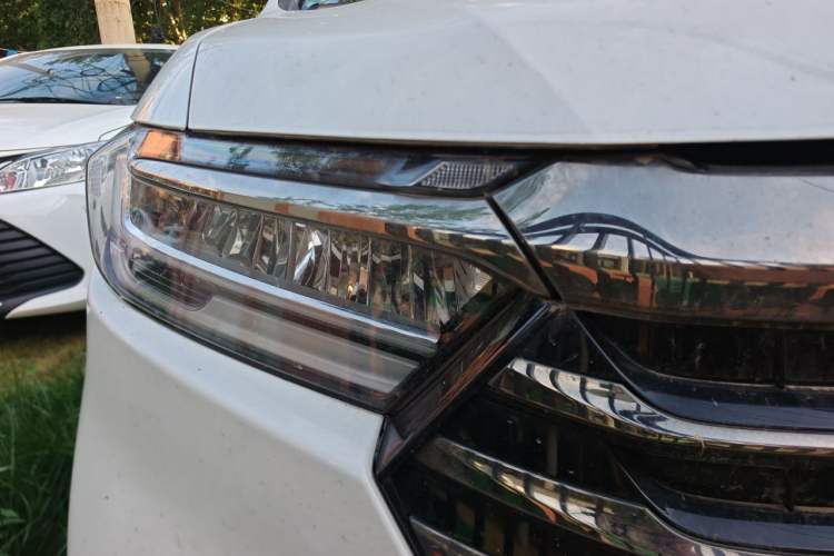 Used Honda Odyssey 2024 2.0L eHEV Sharp & Enjoy Edition Right Front Headlight