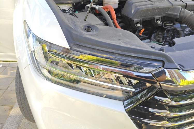 Used Honda Odyssey 2024 2.0L eHEV Sharp & Enjoy Edition Right Front Headlight