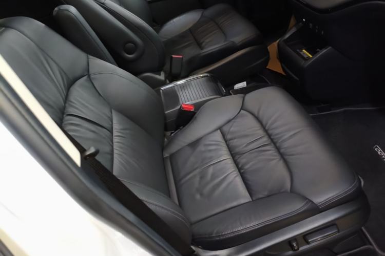 Used Honda Odyssey 2024 2.0L eHEV Sharp·Luxury Edition Right Front Seat