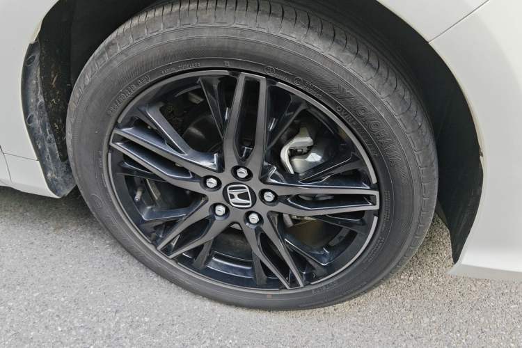 Used Honda Odyssey 2024 2.0L eHEV Sharp·Luxury Edition Right Front Wheel Hub