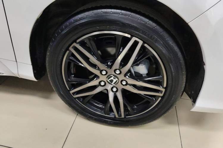 Used Honda Odyssey 2024 2.0L eHEV Sharp·Luxury Edition Right Front Wheel Hub