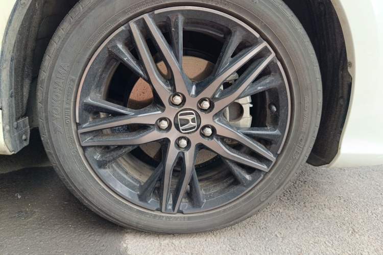 Used Honda Odyssey 2024 2.0L eHEV Sharp·Luxury Edition Right Front Wheel Hub