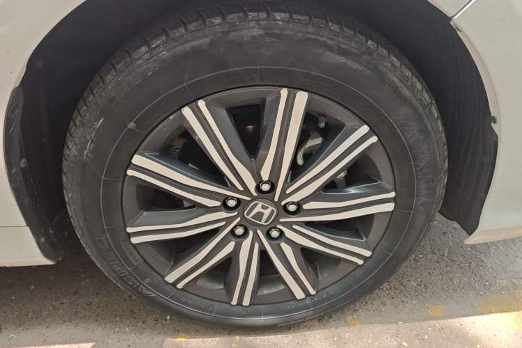 Used Honda Odyssey 2024 2.0L eHEV Sharp·Leading Edition Right Front Wheel Hub