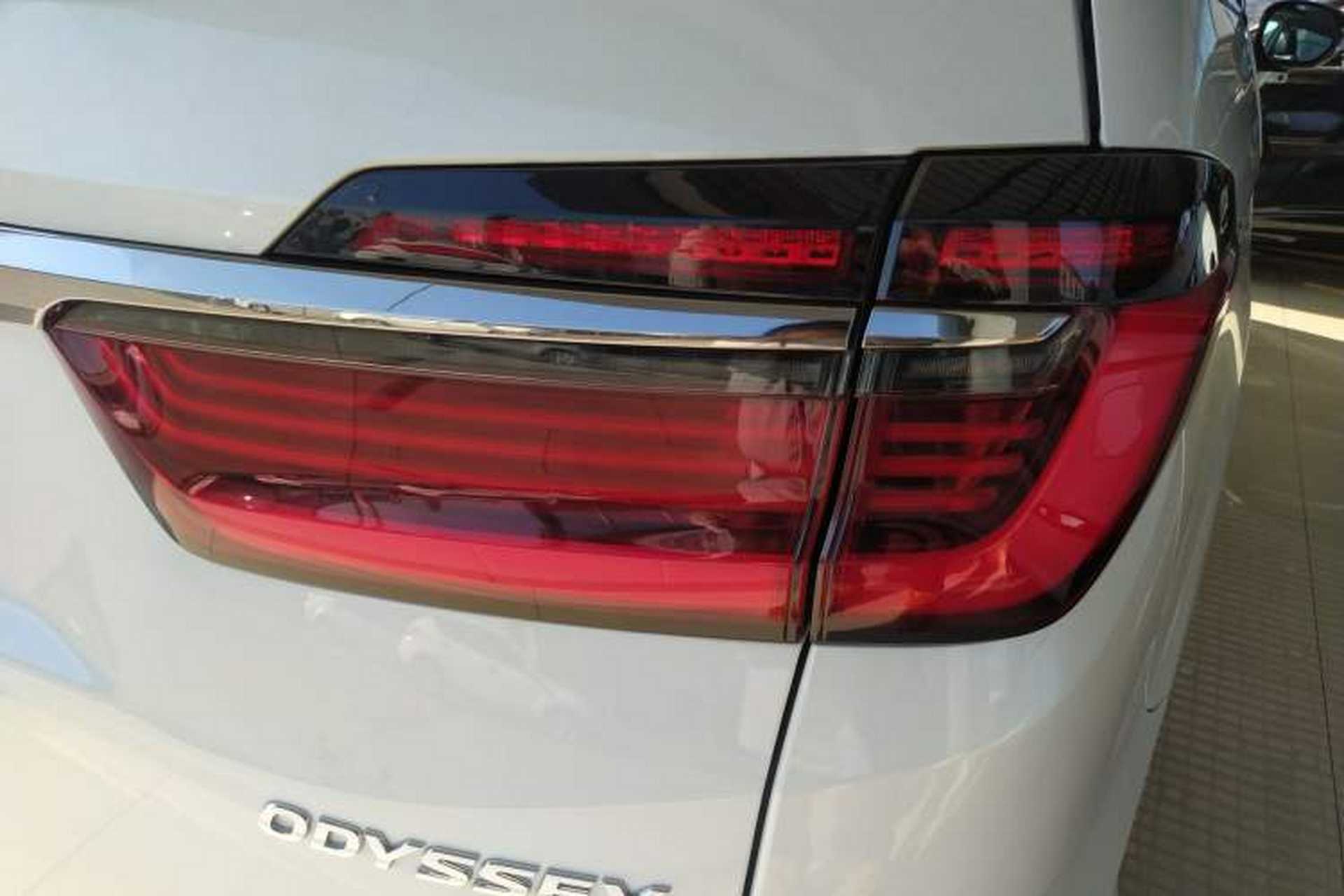 Used Honda Odyssey 2024 2.0L eHEV Sharp – Supreme Edition Right Rear Taillight