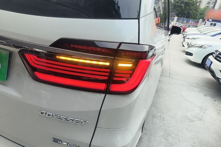 Used Honda Odyssey 2024 2.0L eHEV Sharp & Enjoy Edition Right Rear Taillight