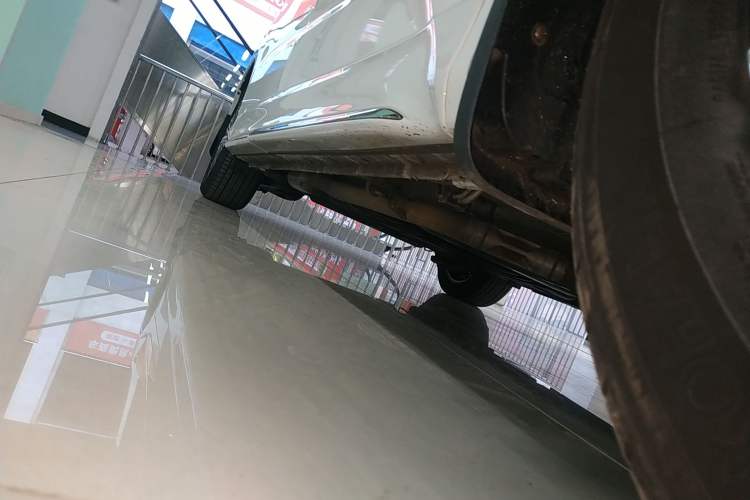 Used Honda Odyssey 2024 2.0L eHEV Sharp & Enjoy Edition Right Side Sill