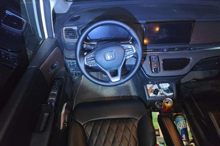 Used Honda Odyssey 2024 2.0L eHEV Sharp & Enjoy Edition Steering Wheel