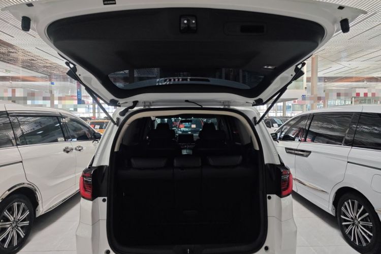 Used Honda Odyssey 2024 2.0L eHEV Sharp & Enjoy Edition Trunk