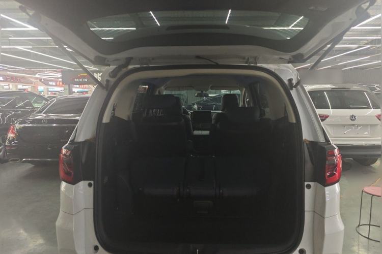 Used Honda Odyssey 2024 2.0L eHEV Sharp & Enjoy Edition Trunk