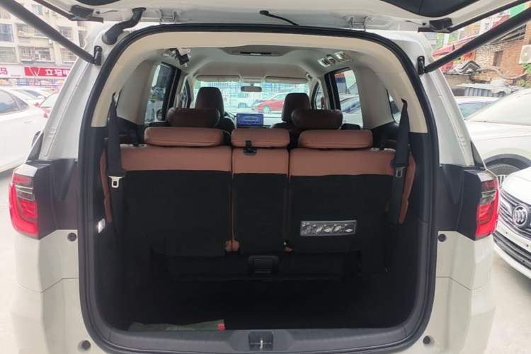 Used Honda Odyssey 2024 2.0L eHEV Sharp & Enjoy Edition Trunk