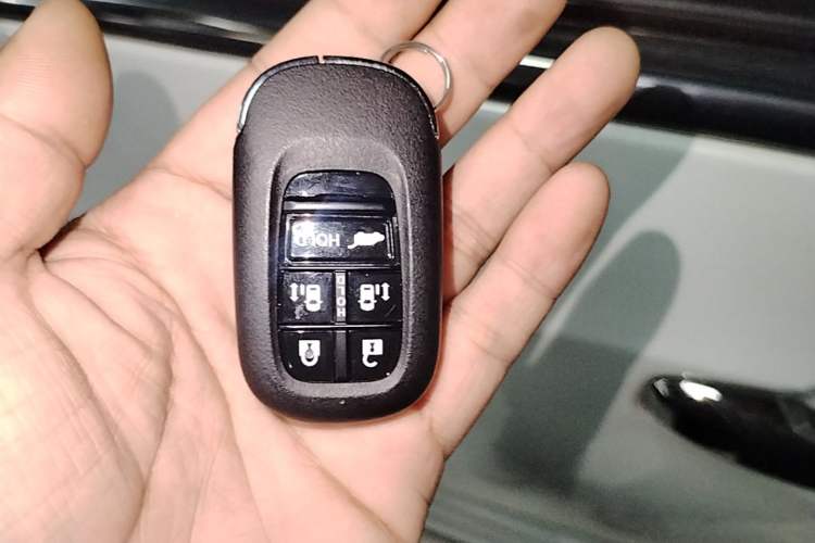 Used Honda Odyssey 2024 2.0L eHEV Sharp & Smart Edition Vehicle Key