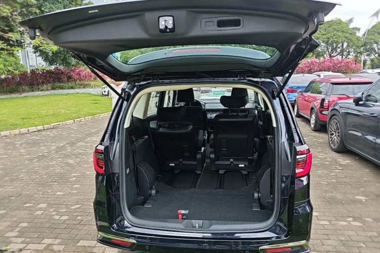Used Honda Odyssey 2026 Model—2.0L e:HEV Sharp·Joyful Enjoyment Version Trunk