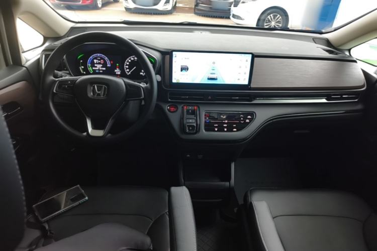 Used Honda Odyssey 2026 Model—2.0L e:HEV Sharp·Joyful Enjoyment Version Center Console