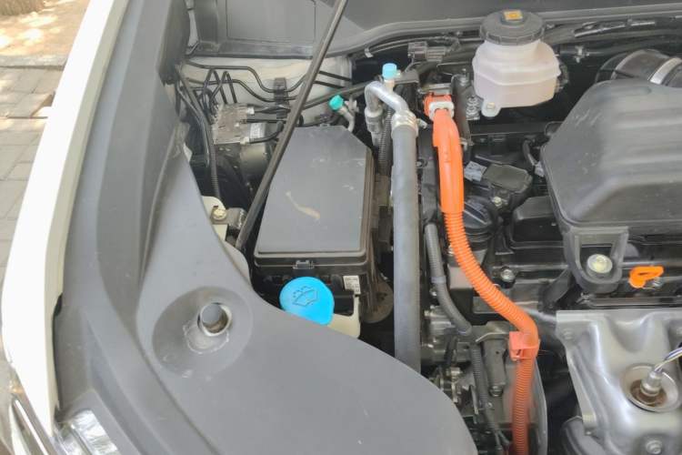 Used Honda Odyssey 2026 Model—2.0L e:HEV Sharp·Joyful Enjoyment Version Engine Bay Right