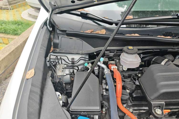 Used Honda Odyssey 2026 Model—2.0L e:HEV Sharp·Shine Enjoyment Version Engine Bay Right
