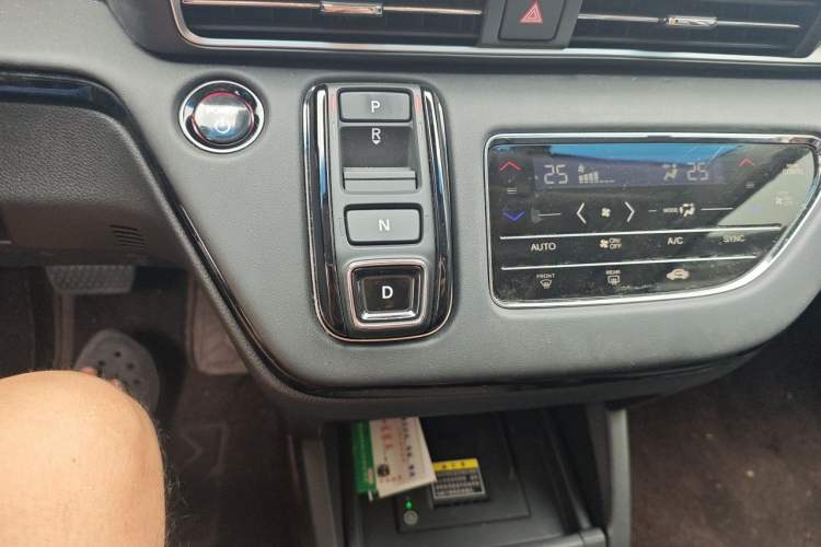 Used Honda Odyssey 2026 Model—2.0L e:HEV Sharp·Leading Enjoyment Version Gear Lever
