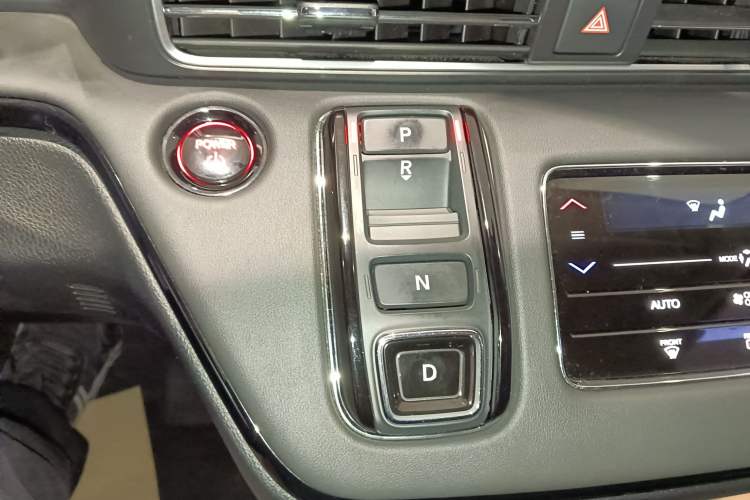 Used Honda Odyssey 2026 Model—2.0L e:HEV Sharp·Joyful Enjoyment Version Gear Lever
