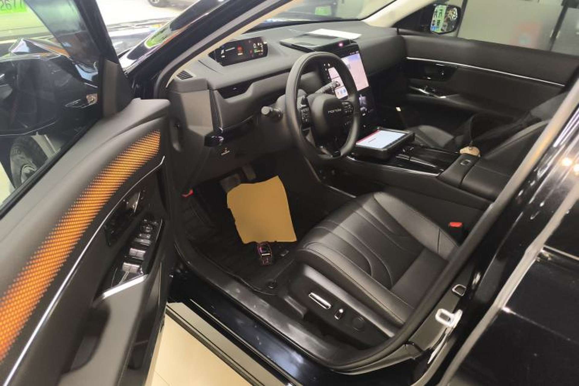 Used Honda P7 2025 Rear-Drive Long-Range Pro Driver Seat