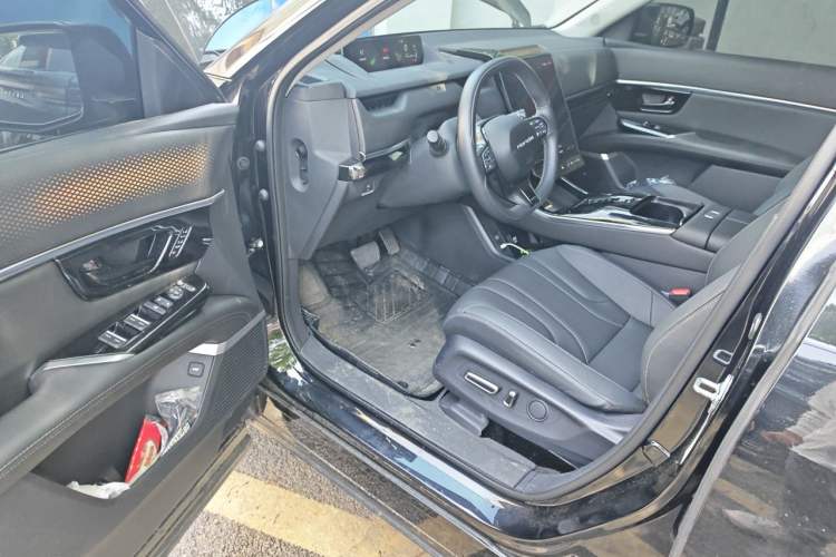 Used Honda P7 2025 Rear-Drive Long-Range Pro Driver Seat