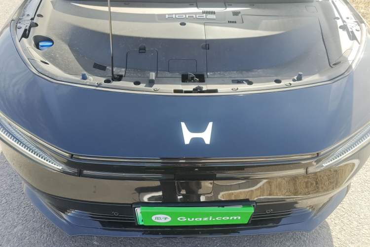 Used Honda P7 2025 Rear-Drive Long-Range Plus Engine Bay