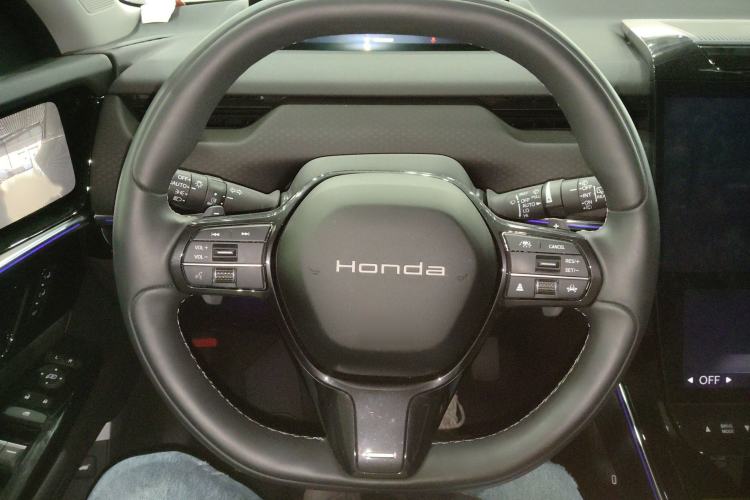 Used Honda P7 2025 Rear-Drive Long-Range Pro Steering Wheel