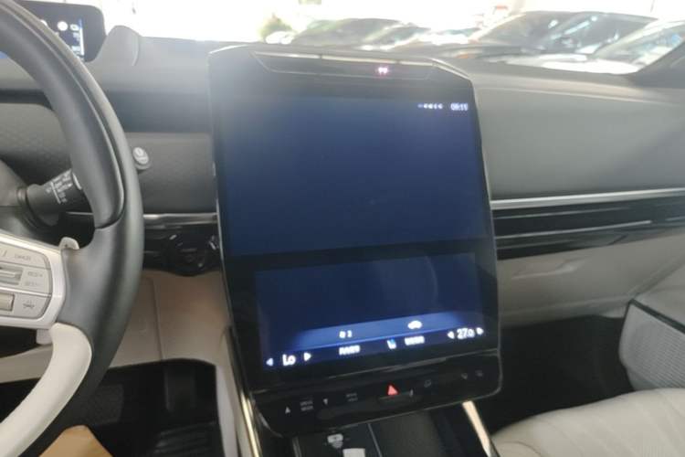Used Honda P7 2025 Four-Wheel Drive Long-Range Max Audio And AC Panel