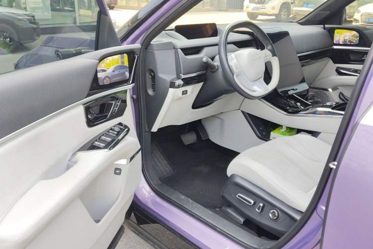 Used Honda P7 2025 Four-Wheel Drive Long-Range Max Driver Seat