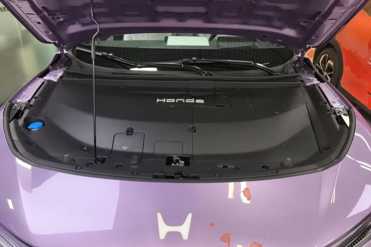 Used Honda P7 2025 Four-Wheel Drive Long-Range Max Engine Bay