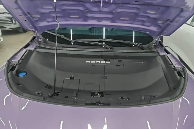 Used Honda P7 2025 Four-Wheel Drive Long-Range Max Engine Bay